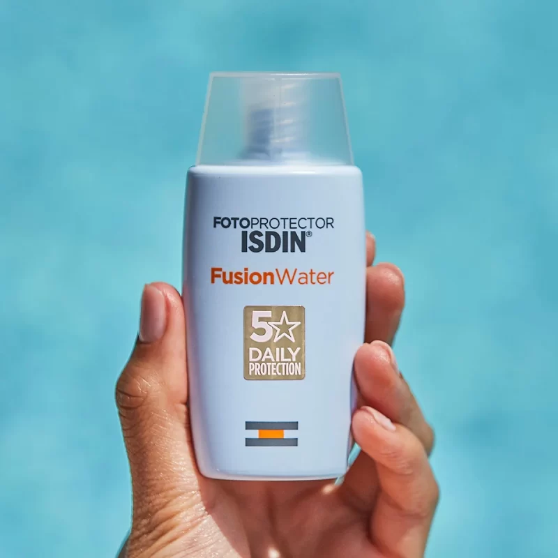 کرم ضد آفتاب فیوژن واتر ایزدین Isdin Fusion Water